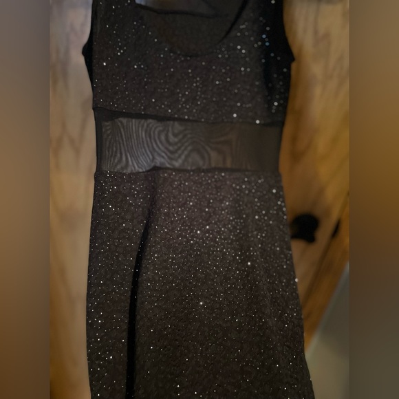Forever 21 black dress - Picture 4 of 10